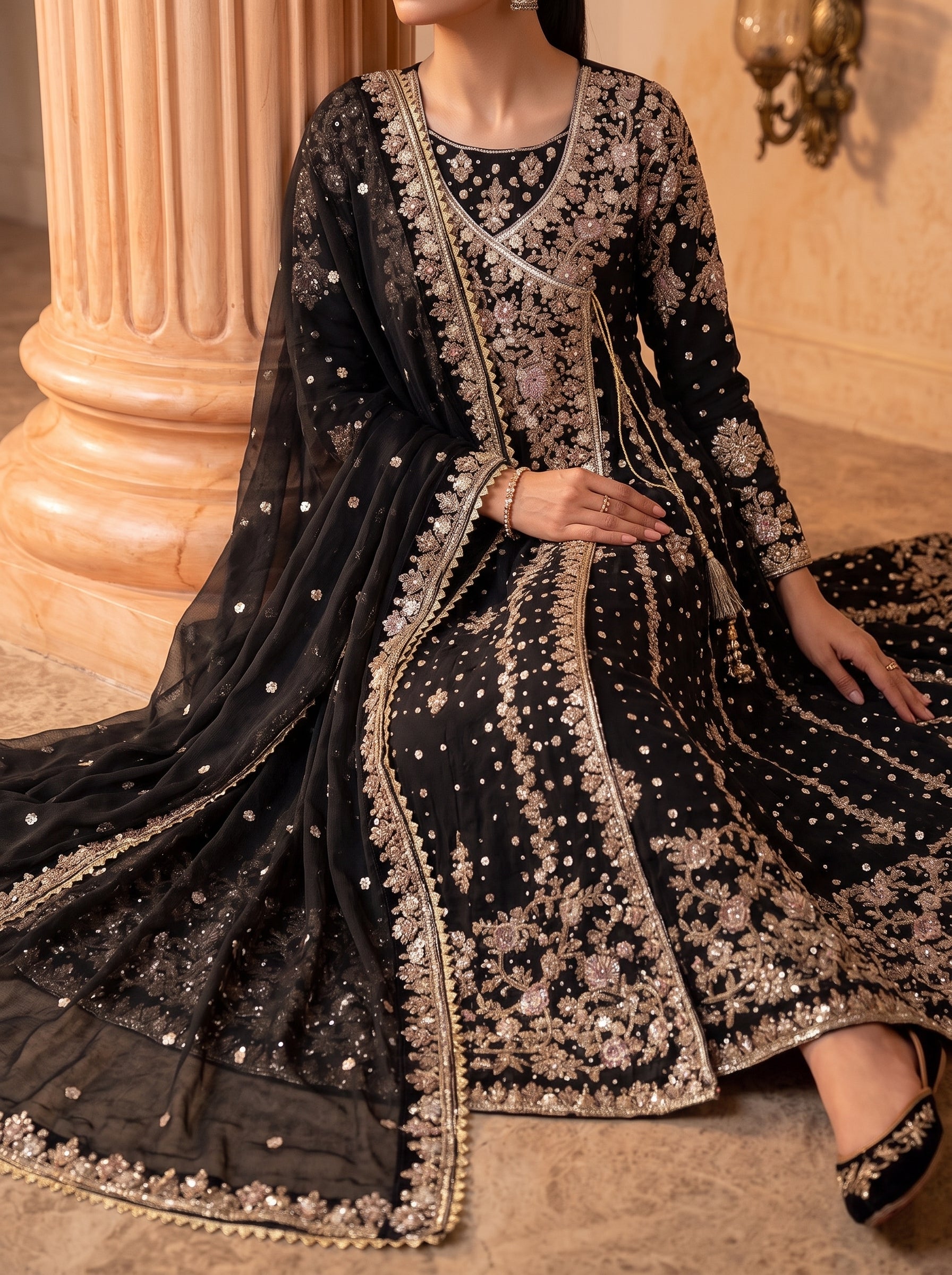 Mahira - Black