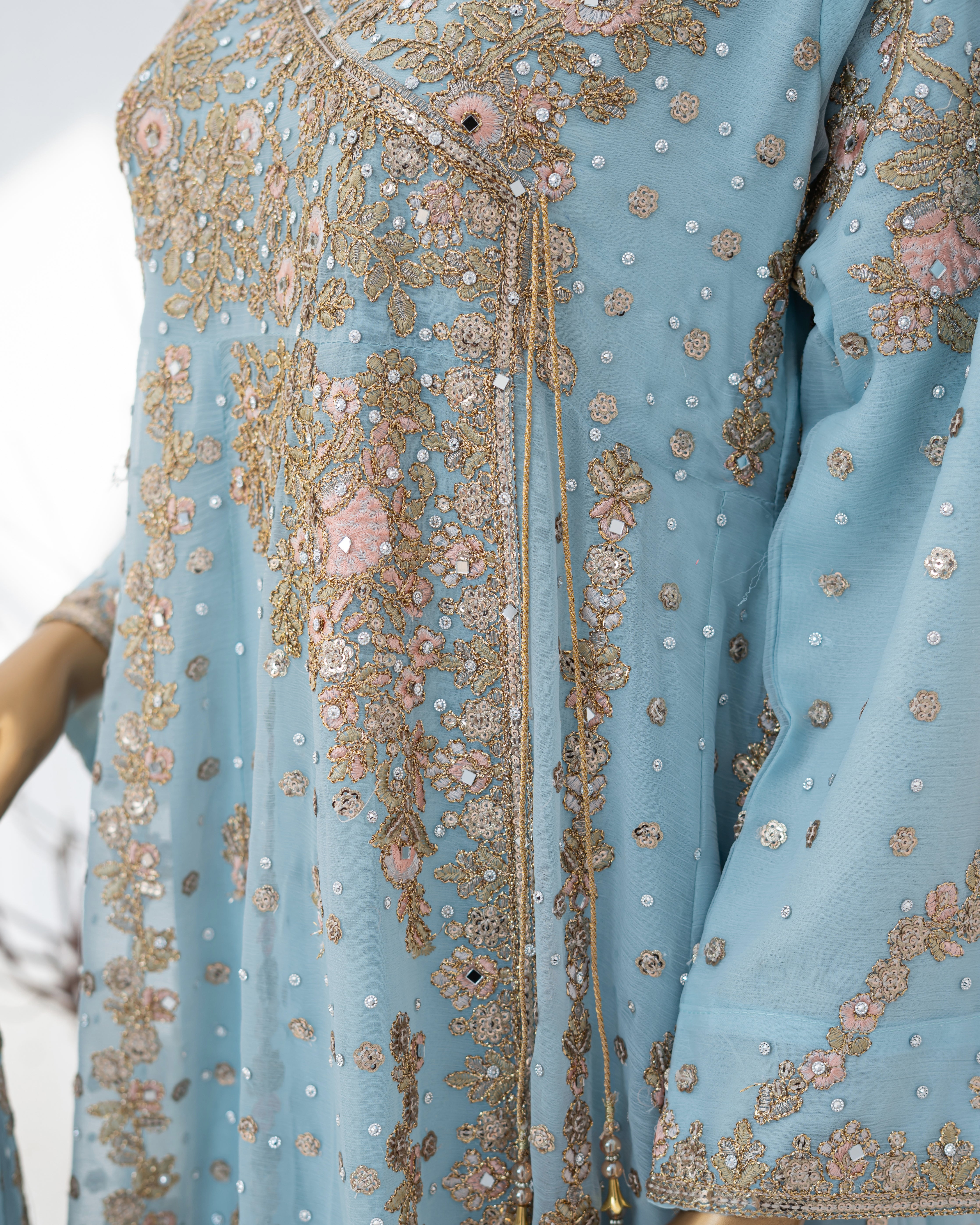 Mahira - Ice Blue