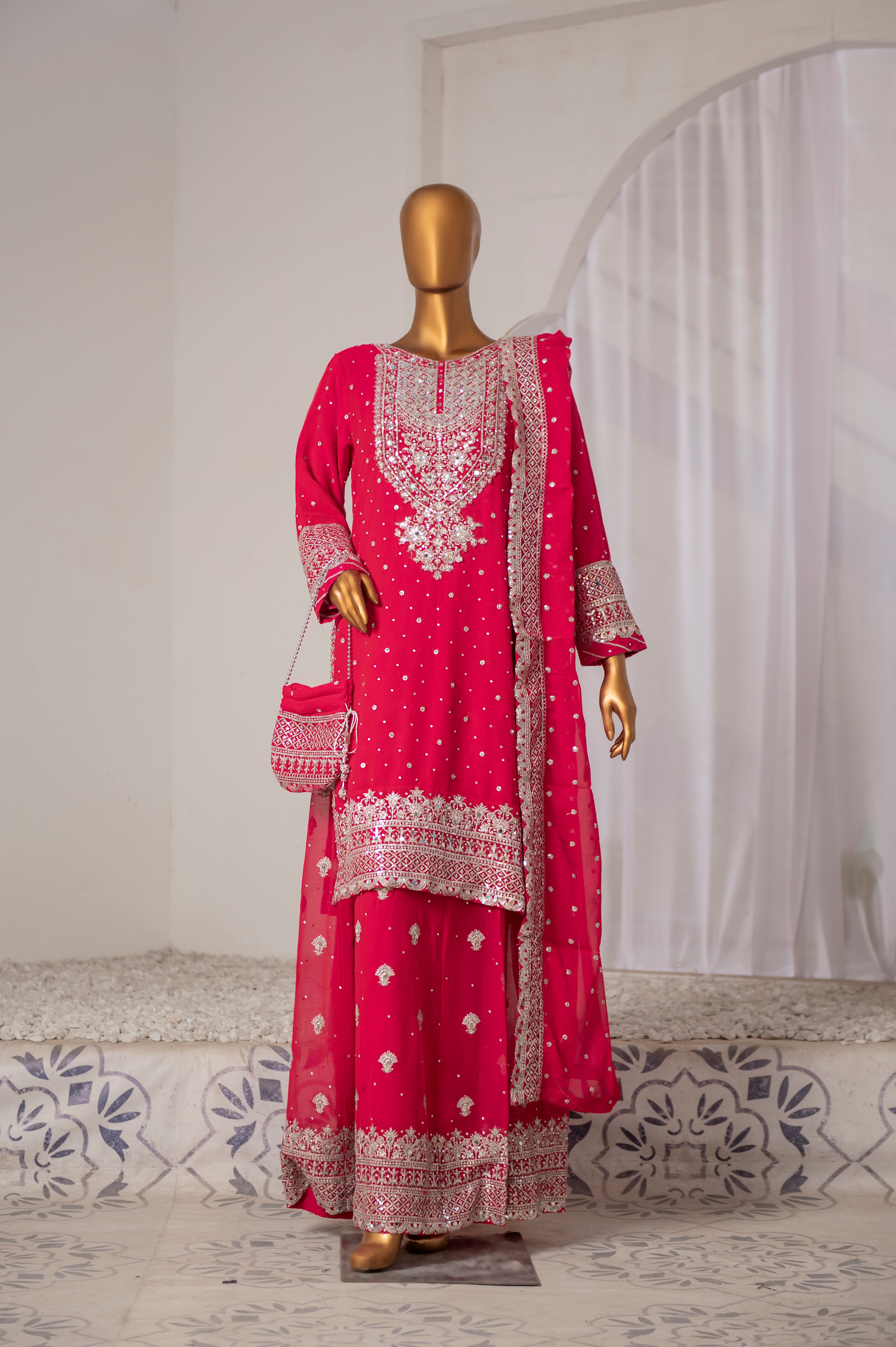 Mah-Jabeen - Shocking Pink