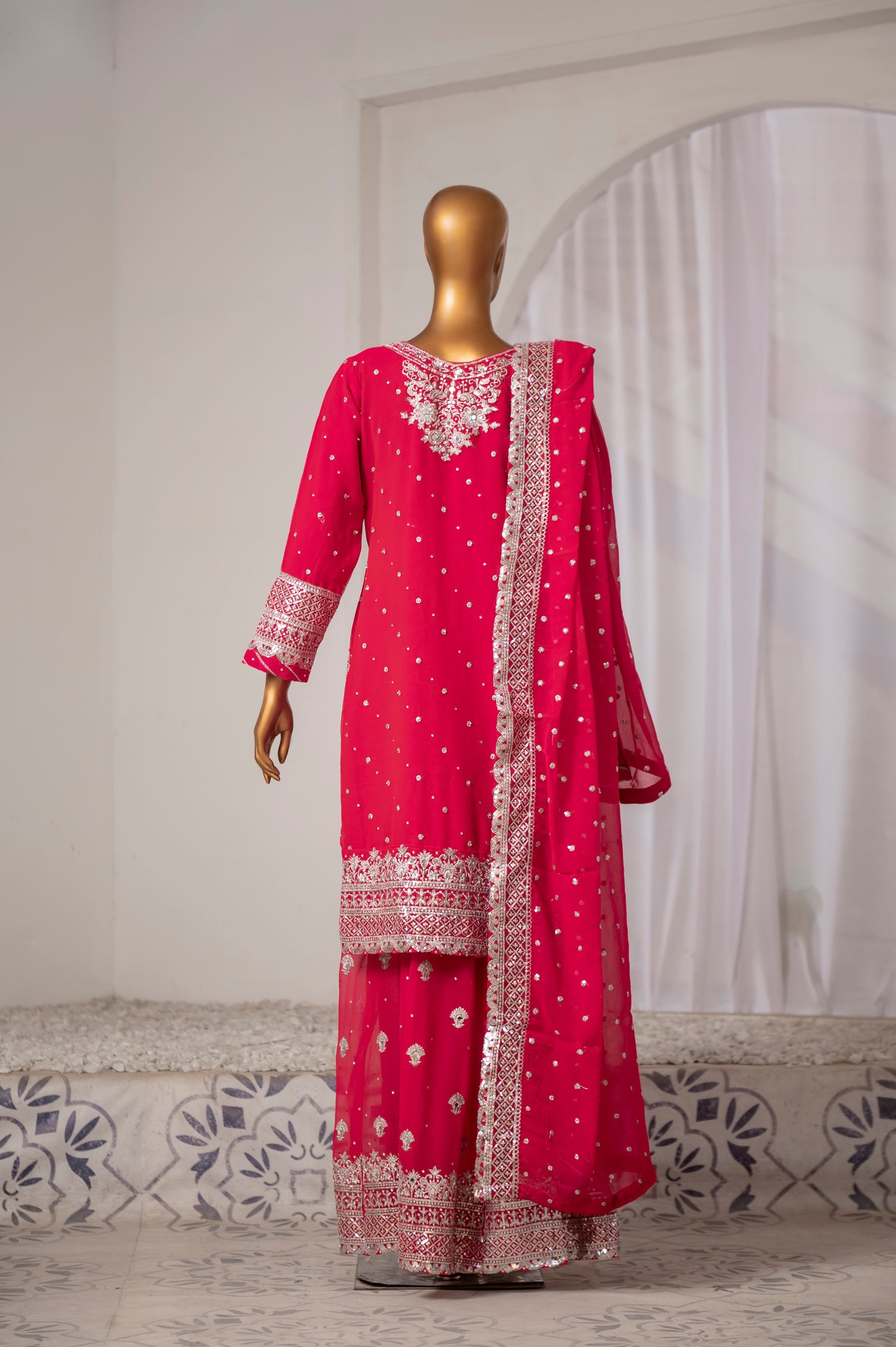 Mah-Jabeen - Shocking Pink
