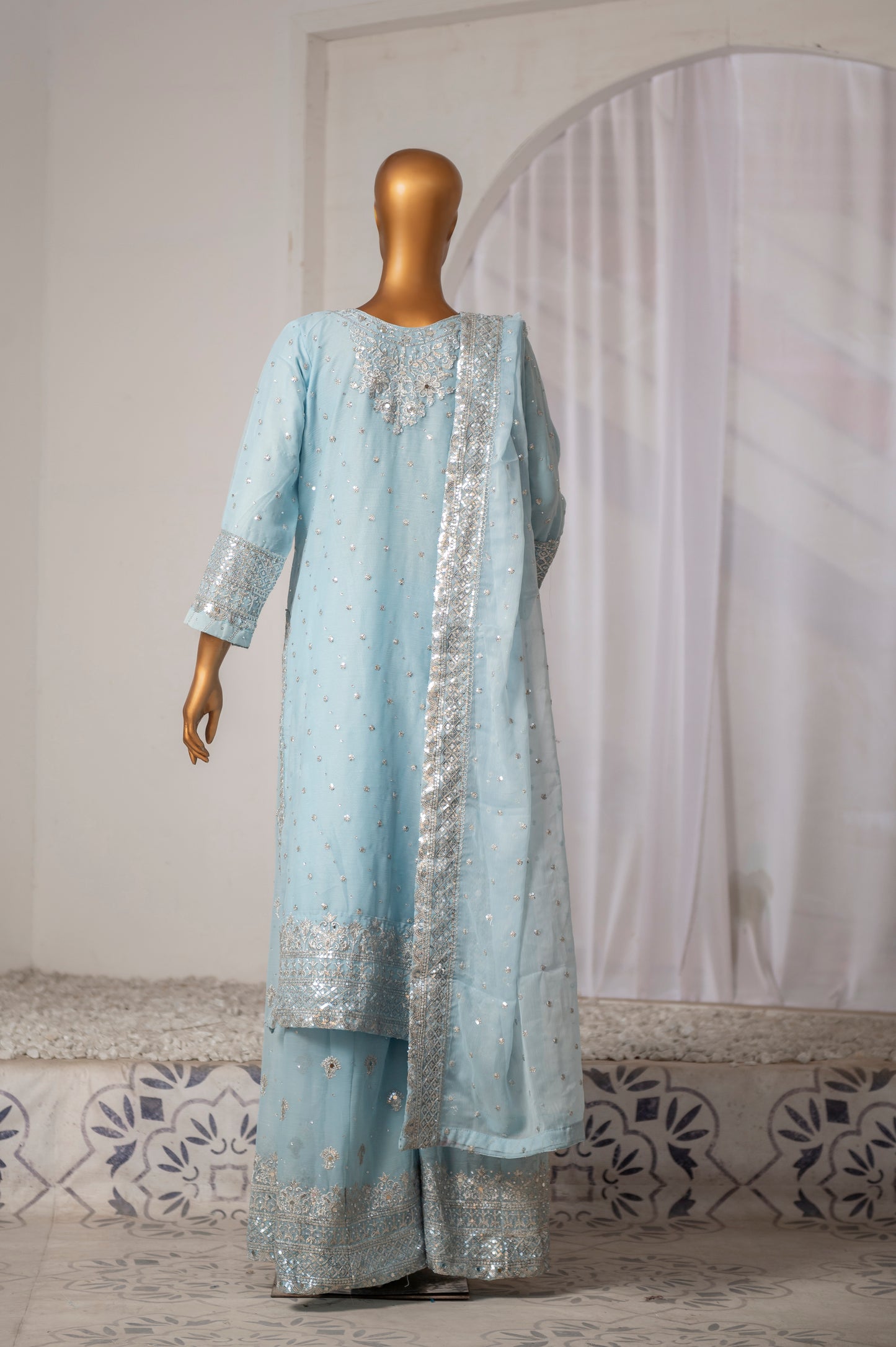 Mah-Jabeen - Ice Blue