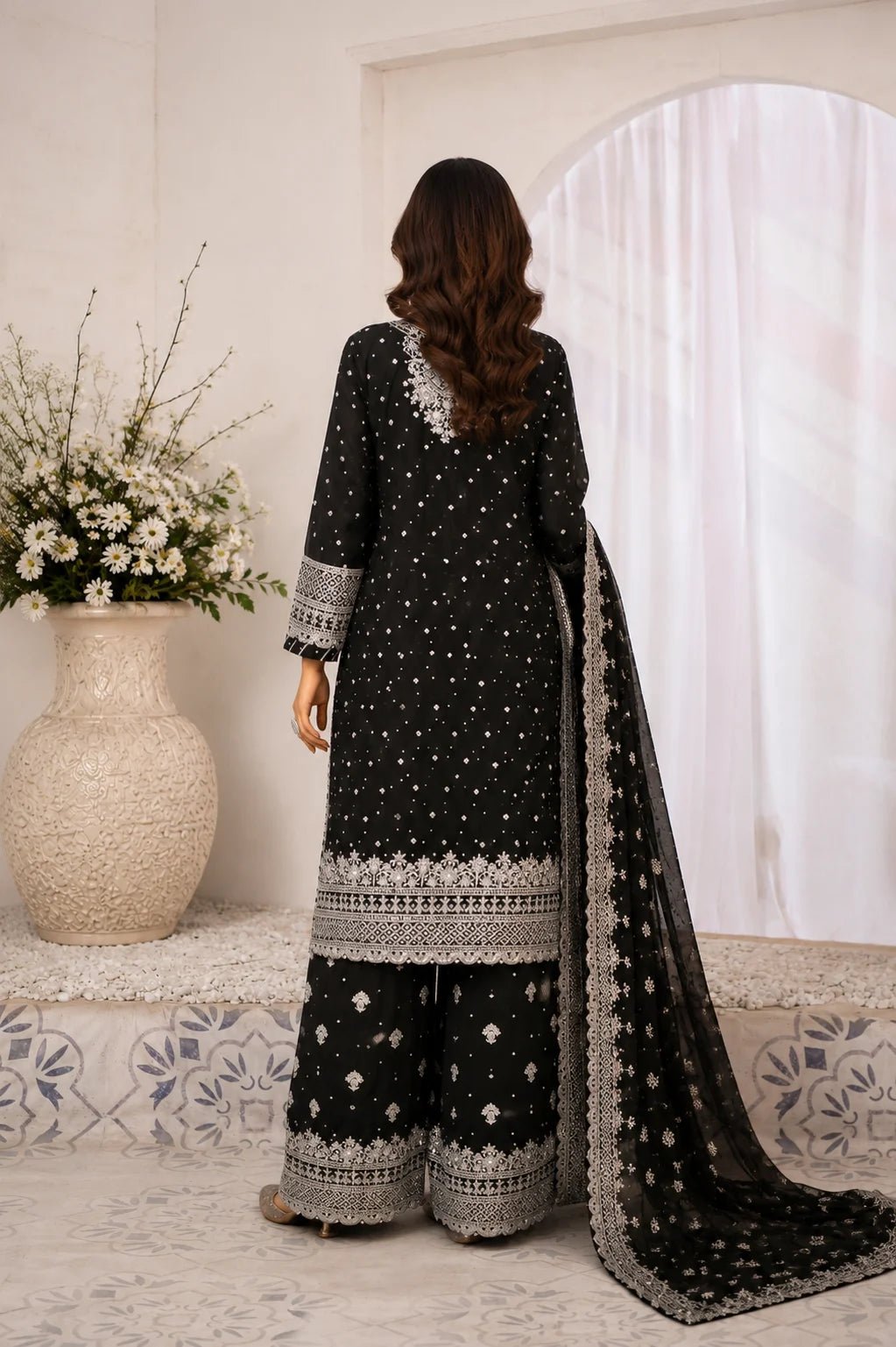 Mah-Jabeen - Black