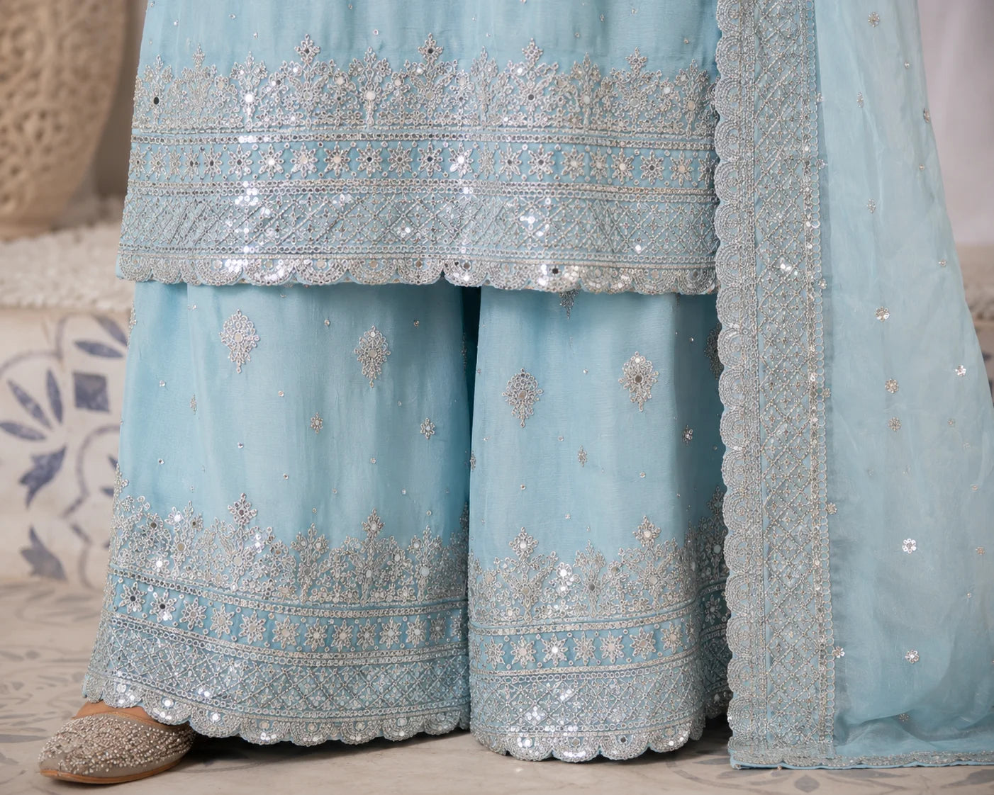 Mah-Jabeen - Ice Blue