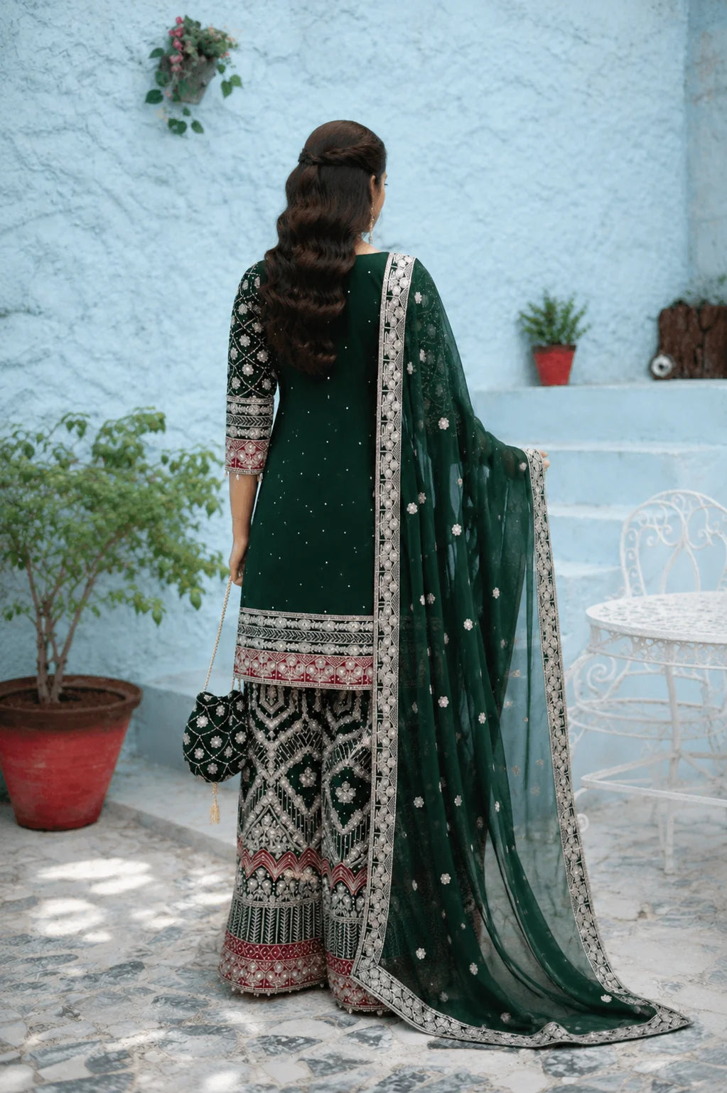 Zoha green